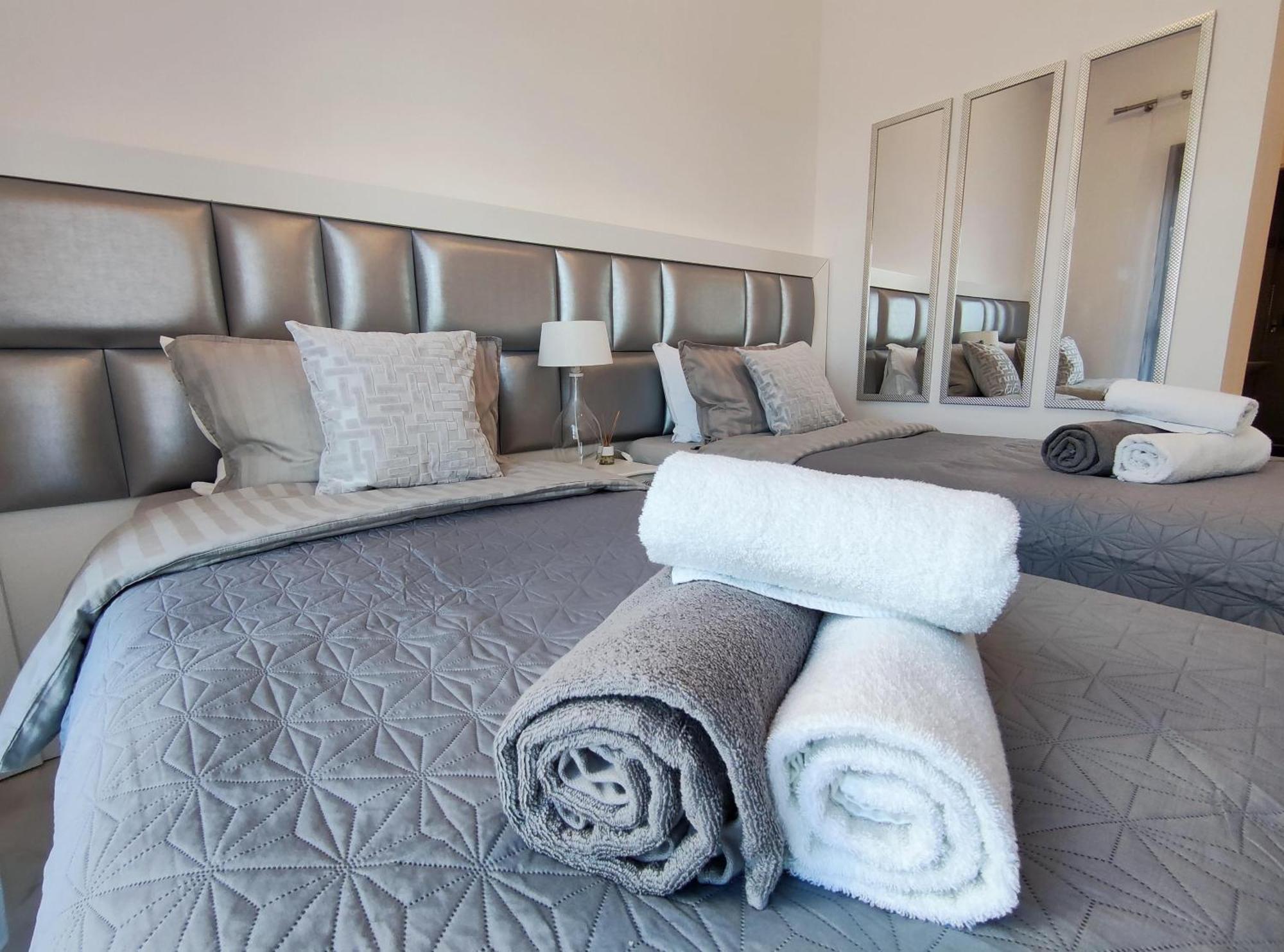 Ferienwohnung Luxury Duplex Infinity Pool Ehhouse Estepona Exterior foto
